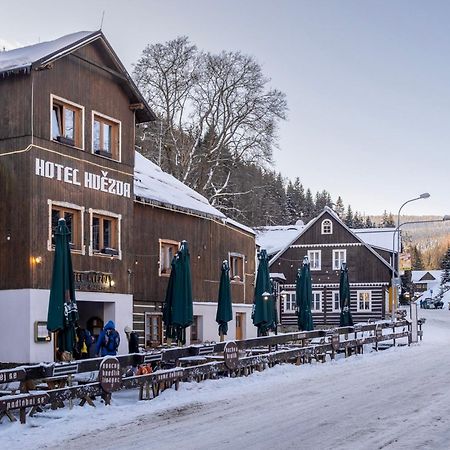 Hotel Hvezda Pec pod Snezkou Luaran gambar