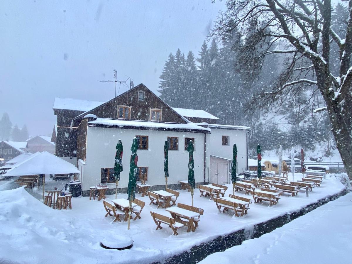 Hotel Hvezda Pec pod Snezkou Luaran gambar