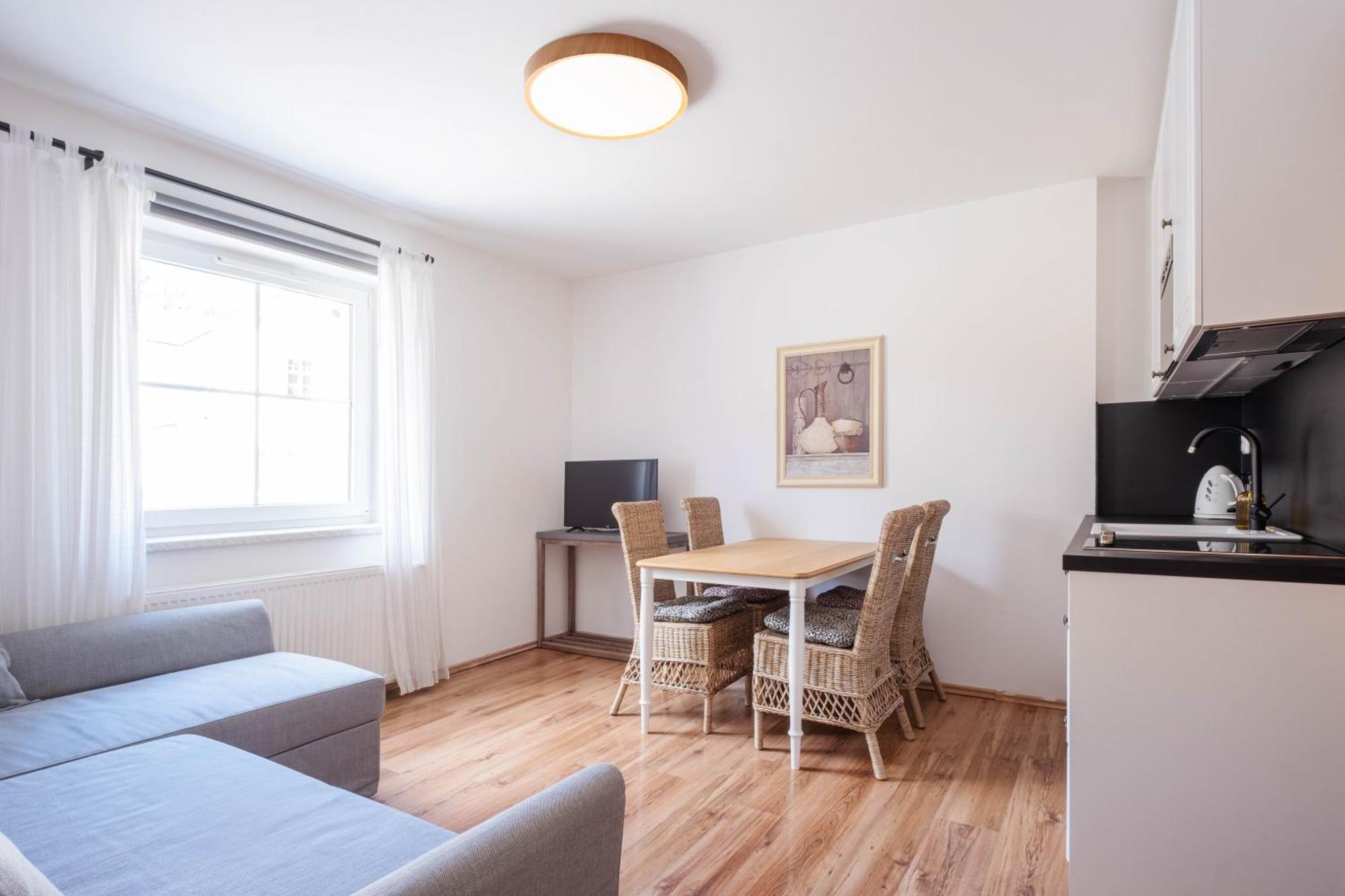 Hotel Hvezda Pec pod Snezkou Luaran gambar
