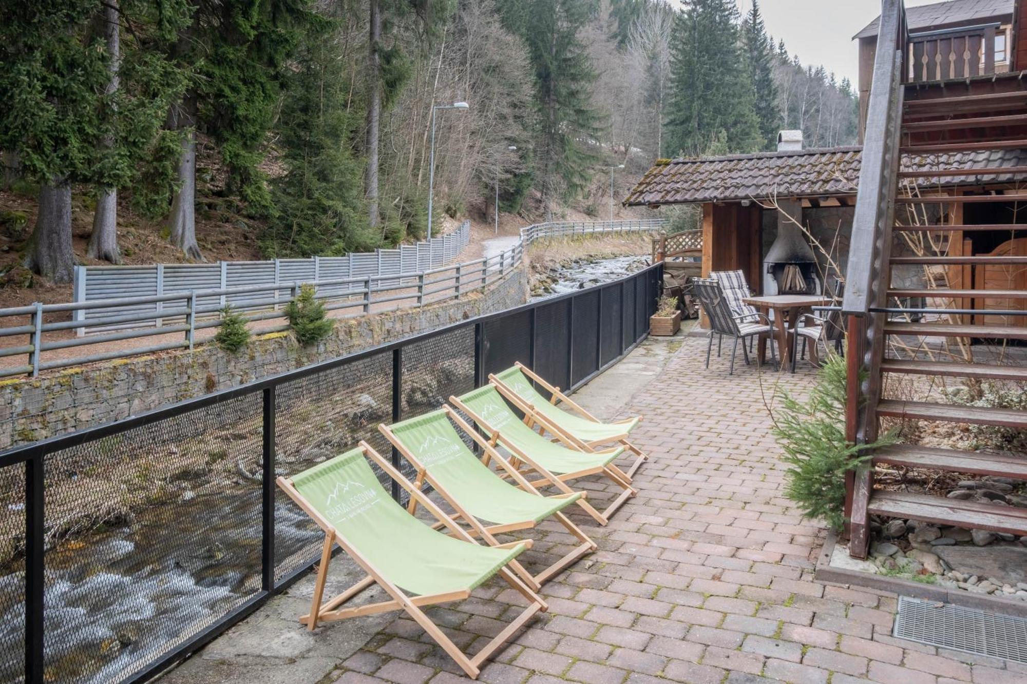 Hotel Hvezda Pec pod Snezkou Luaran gambar